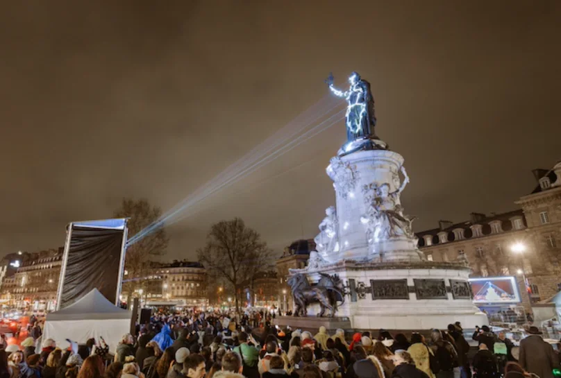 Monumental light installation at Place de la République